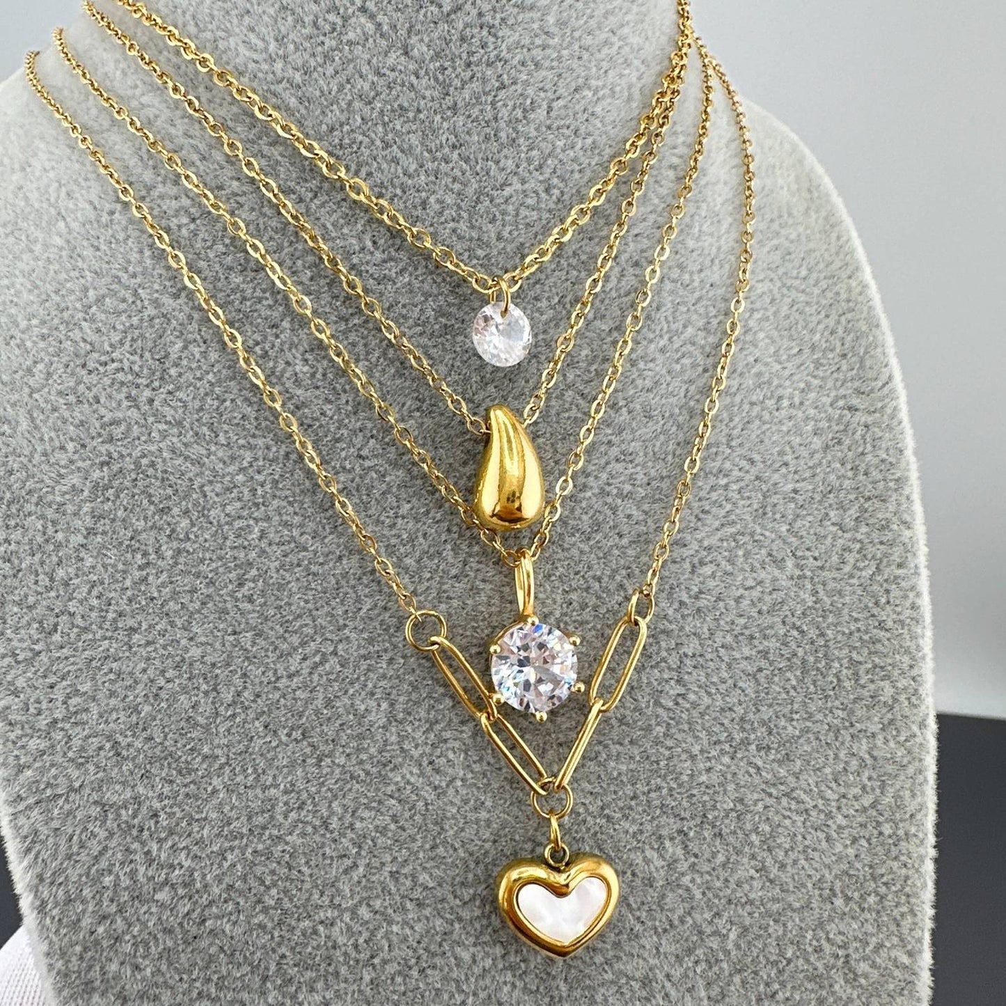 18K gold plated Stainless steel Hearts necklace, Intensity